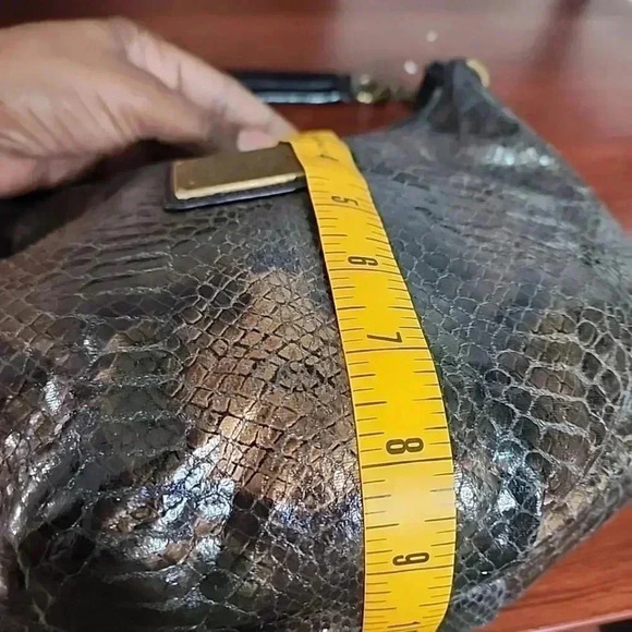 Simply Vera Vera Wang y2k Snakeskin chain strap shoulder bag. Brand New - Picture 5 of 12